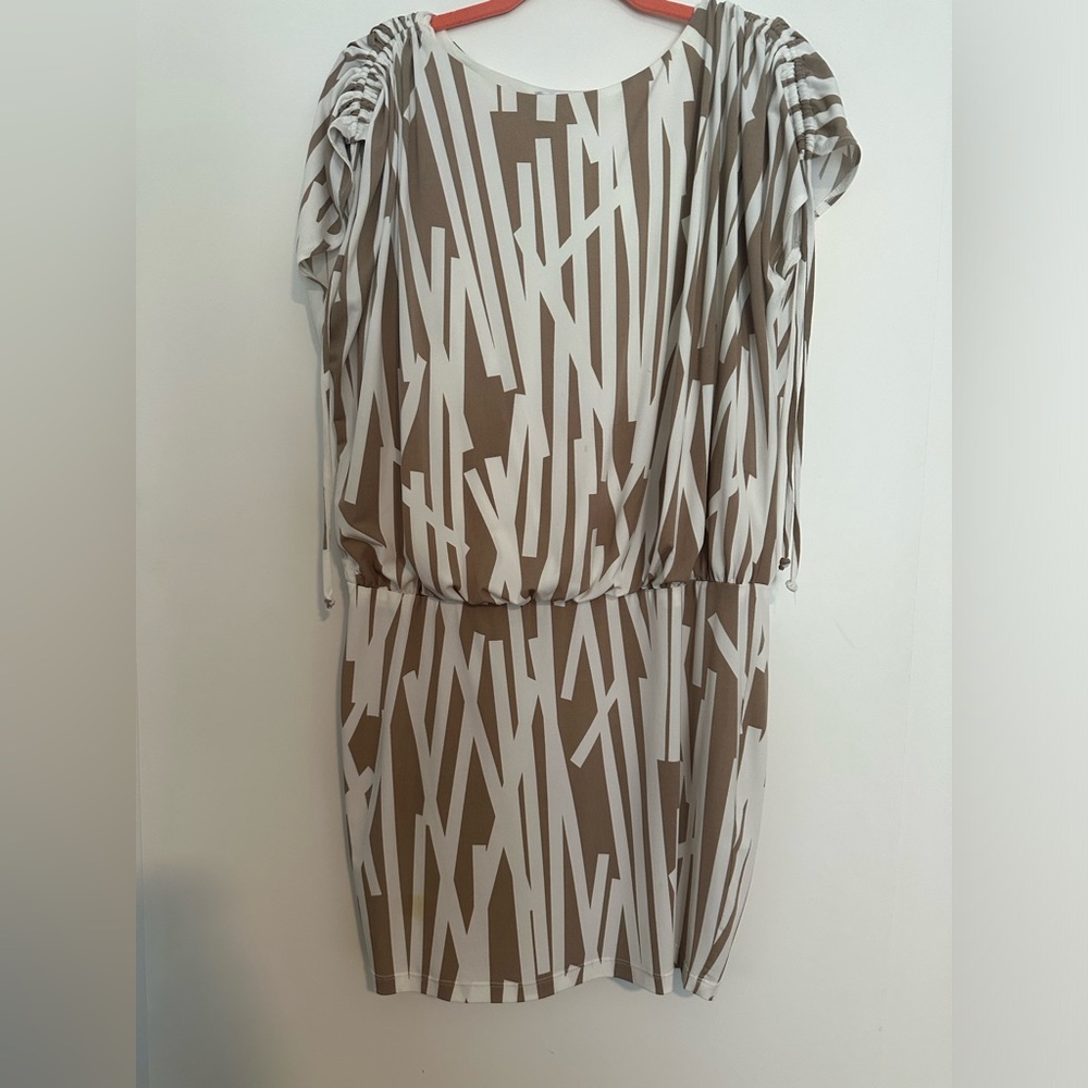 Dress light color
